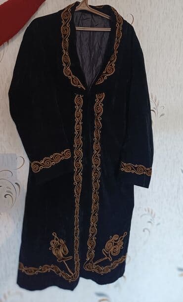 эски кийим: Кыргыз Улуттук кийимдери Чапандар Жана Калпактар Саатылат Бассы — 3