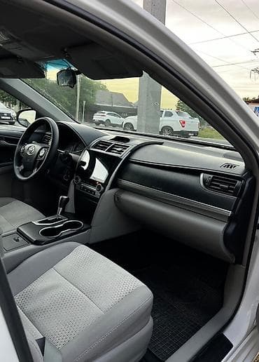 geely galaxy e5: Toyota Camry: 2014 г., Автомат, Бензин, Седан — 9