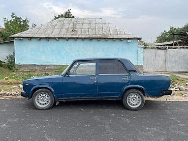 мтз 1225: ВАЗ (ЛАДА) 2107: 2005 г., Механика, Седан — 3