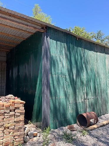 Сдаю на длительный срок. Крытый Ангар 180метров квадратных. Охрана