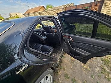 Продажа авто: Mercedes-Benz S-Class: 2001 г., 5 л, Бензин, Седан — 7
