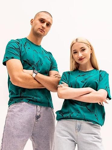 футболки с вырезом мужские: Футболки оптом - Мужская/унисекс футболка для повседневной носки - — 10