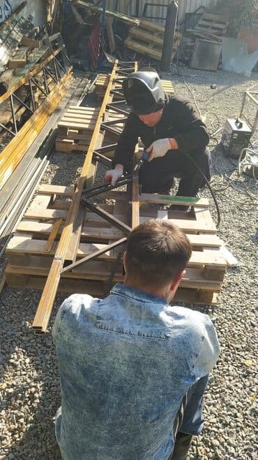 строительство частного кирпичного дома: Кухни, Офисы, Балконы 3-5 лет опыта — 8