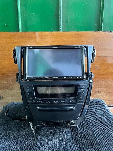 Toyota Caldina ZZT241 Магнитола в НАЛИЧИИ Кузовные части Ноускат at lalafo.kg Toyota Caldina ZZT241 Магнитола в НАЛИЧИИ Кузовные части Ноускат