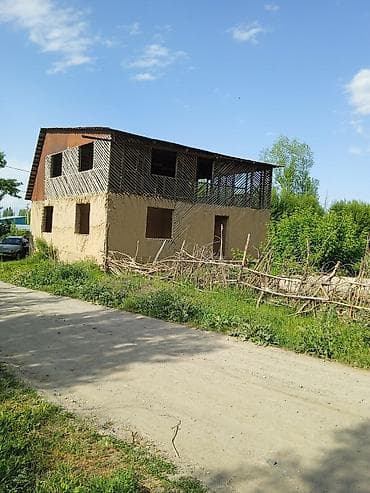 дом на колеса: Продаётся недостроенный двухэтажный дом сельского типа.селе — 3