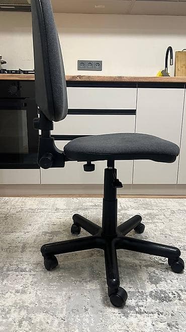 Оңдоп-түзөө жана курулуш: Офис креслолор, Дөңгөлөктүү, түсү - Боз, Акылуу жеткирүү — 3