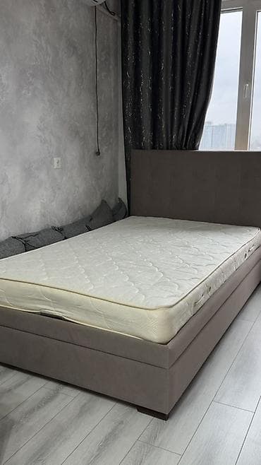 купить матрас 200 на 200: Двуспальная кровать, Новый, С мягким изголовьем, длина - 200 см — 1