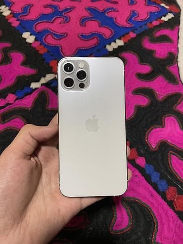 IPhone 12 Pro, Б/у, 256 ГБ, Серебристый, Защитное стекло, Чехол, Кабель, 82 %