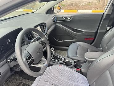 хендай ай 40 хэтчбек: Hyundai Ioniq: 2017 г., Гибрид, Хэтчбэк — 7