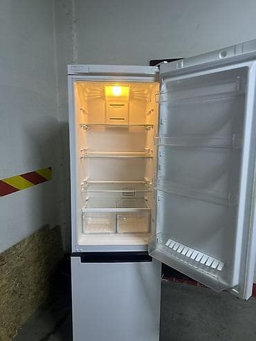 холодильник продаётся: Холодильник Indesit, Двухкамерный, Total no frost — 4