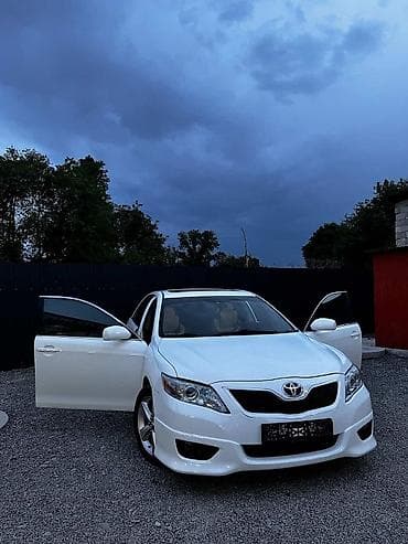 Toyota Camry: 2011 г., 2.5 л, Автомат, Бензин, Седан