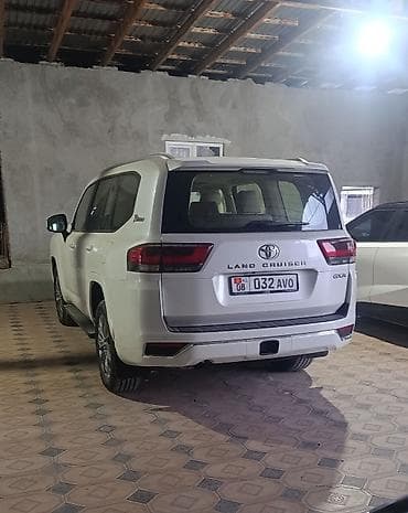 магнитофон bmw: Toyota Land Cruiser: 2021 г., 4 л, Автомат, Бензин, Внедорожник — 3