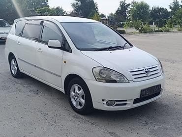 Toyota Ipsum: 2003 г., 2.4 л, Автомат, Бензин, Универсал — 2