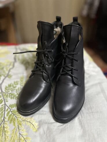 женские зимние сапоги из натуральной кожи и меха: Женские кожаные ботинки-берцы, черные натуральная кожа и мех - — 1