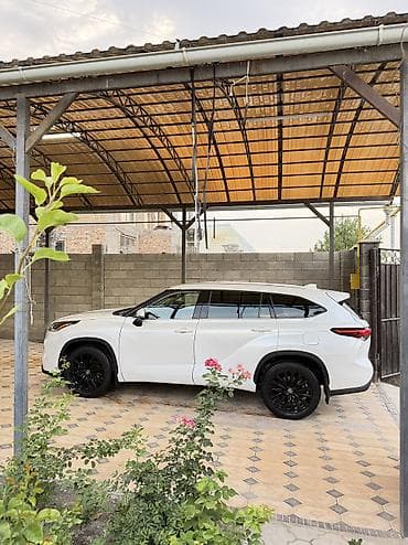 Продажа авто: Toyota Highlander: 2023 г., 2.5 л, Автомат, Гибрид, Седан — 10