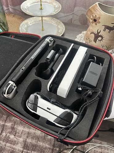 iphon 13 pro max: Продаю Nintendo Switch OLED (модель OLED), цвет White. Можно — 5