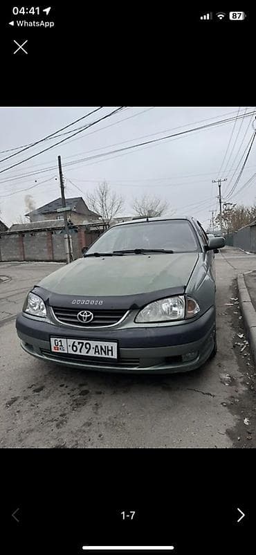 Toyota Avensis: 2000 г., 2 л, Механика, Дизель, Седан — 1