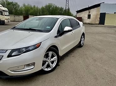 мини машина электро: Chevrolet Volt: 2014 г., 1.4 л, Вариатор, Гибрид, Лифтбек — 1