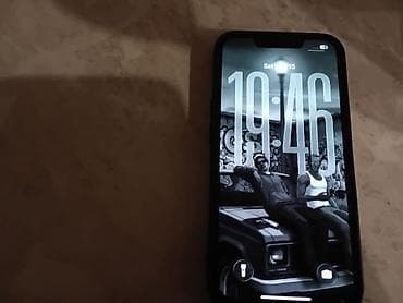 tab a: IPhone 13, Б/у, Черный — 2