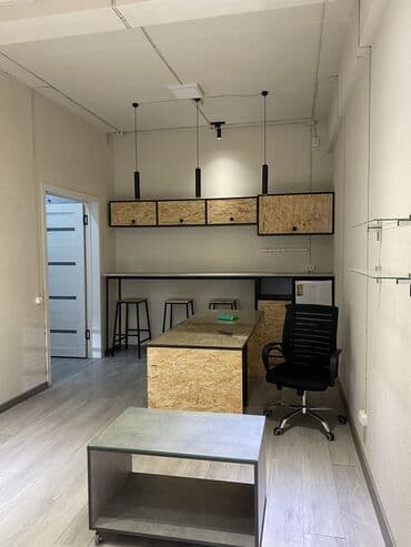 ош базар пол дом: 📌Сдаётся коммерческое помещение! 40м2🔥 📍отличная локация, в южной — 6