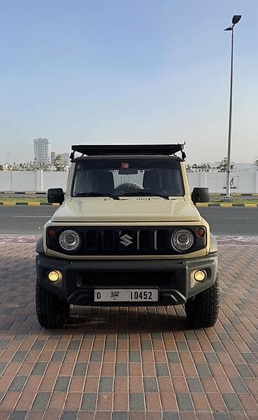 круглый: Suzuki Jimny: 2022 г., 1.5 л, Автомат, Бензин, Внедорожник — 2