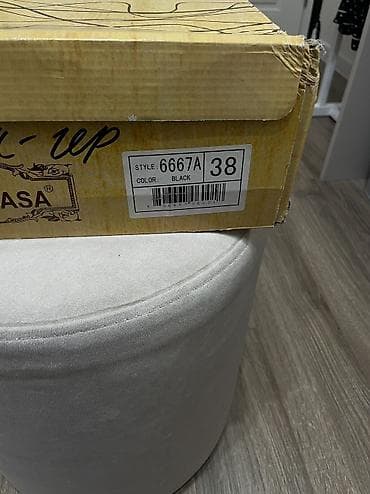 военный обувь: Угги от Бренда Nadasa.чёрные. - Материал верха: натуральная — 6