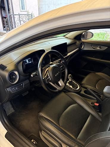 byd e3: Kia K3: 2021 г., 1.6 л, Вариатор, Бензин, Седан — 6