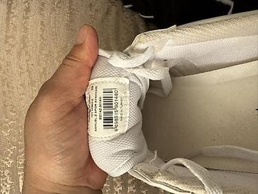 пиджак кожа: Мужские кроссовки, 39, Новый, цвет - Белый, Бесплатная доставка — 3