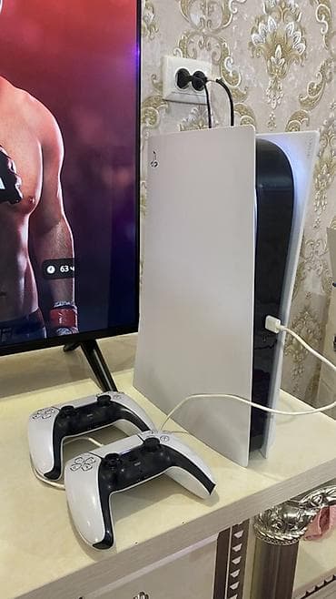 кинг конг: Игровая приставка Sony PlayStation 5 (версия с дисководом) с двумя — 4