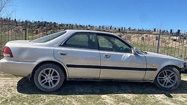 rav 4 2015: Honda Ascot: 1995 г., 2.5 л, Автомат, Бензин, Седан — 4