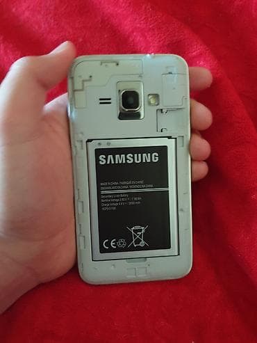 samsung j5 pro: Samsung Galaxy J1 2016, Б/у, 8 ГБ, цвет - Золотой, 1 SIM — 8