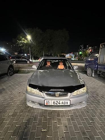 капот аккорд: Honda Accord: 2002 г., Автомат, Бензин, Седан — 3