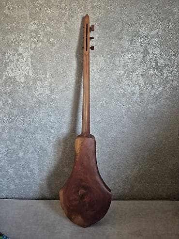 ooz komuz: ОРУК КОМУЗ Туюк чабылган өрүк комуз сатылат!!! цена договорная — 5