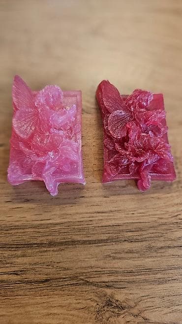 Коробки: Два декоративных куска мыла ручной работы, выполненных в форме — 2