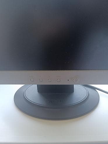 2011 v3: Монитор, Acer, Б/у, LCD, 17" - 18" — 2