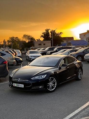 Tesla Model S: 2013 г., 0.1 л, Робот, Электромобиль, Седан