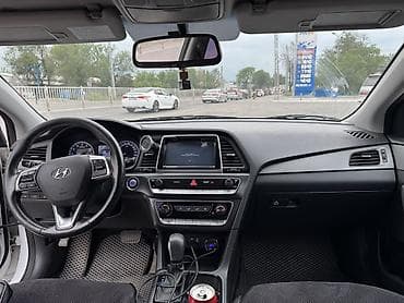для саната: Hyundai Sonata: 2017 г., 2 л, Газ — 7