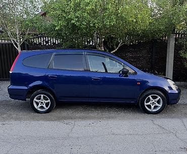 step vagon: Honda Stream: 2002 г., 1.7 л, Ручные, Бензин, Минивэн — 3