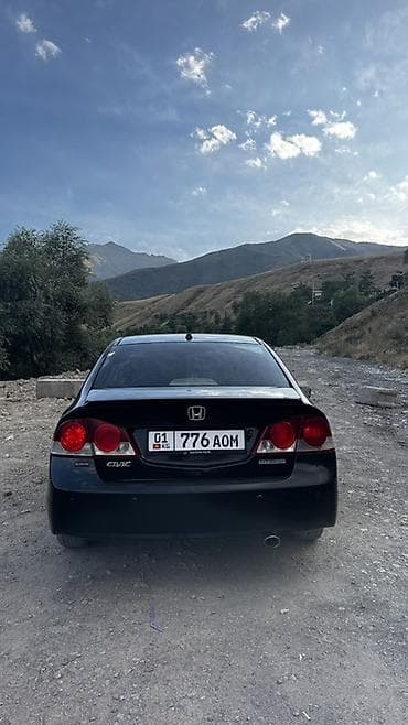 цивик: Honda Civic: 2008 г., 1.3 л, Вариатор, Гибрид, Седан — 3