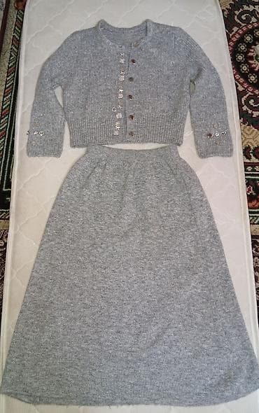 кофточка: Вязаный костюм из мягкого трикотажа: кардиган + юбка - Цвет — 1