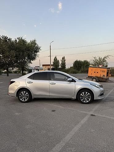 byd e2 2019: Toyota Corolla: 2020 г., 1.8 л, Вариатор, Гибрид, Седан — 3