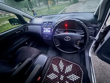 4: Toyota Ipsum: 2002 г., 2.4 л, Автомат, Бензин, Минивэн — 3