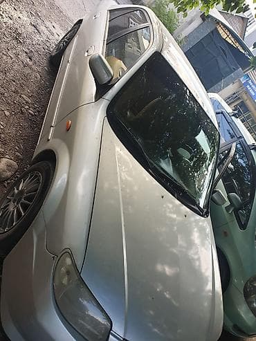Mazda 323: 2002 г., Автомат