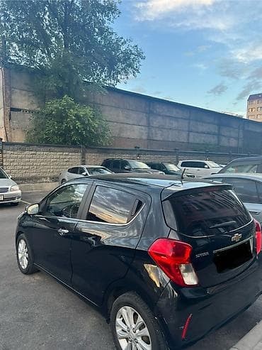 2016: Chevrolet Spark: 2016 г., Автомат, Бензин, Хэтчбэк — 4