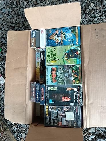 CD, DVD диски: Коллекция видеокассет VHS (лицензионные и записные издания, русские — 7