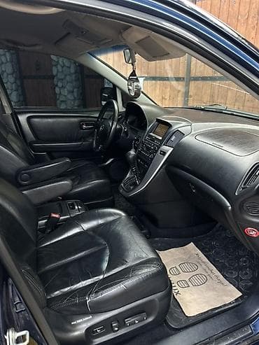 задний стоп лексус: Lexus RX: 2001 г., 3 л, Бензин, Кроссовер — 6