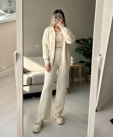 оборудование для нижнего белья: Вязаный комплект из трикотажа в оттенке экрю/молочный. Состав и — 1