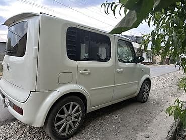 matiz diska: Nissan Cube: 2003 г., Автомат — 4