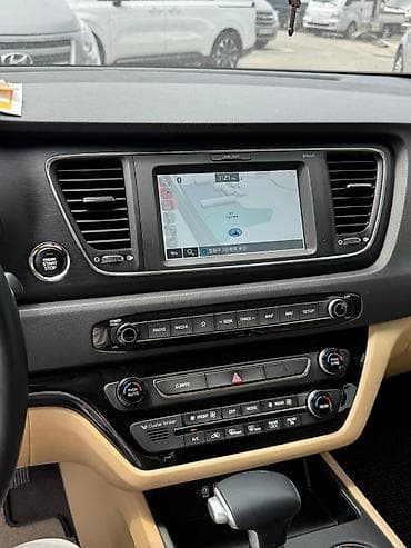 vin code: Kia Carnival: 2020 г., 2.2 л, Автомат, Дизель, Минивэн — 4