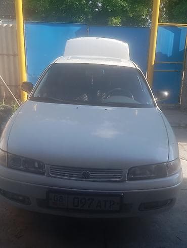 tesla p40: Mazda 626: 1992 г., 1.8 л, Механика, Бензин, Седан — 5